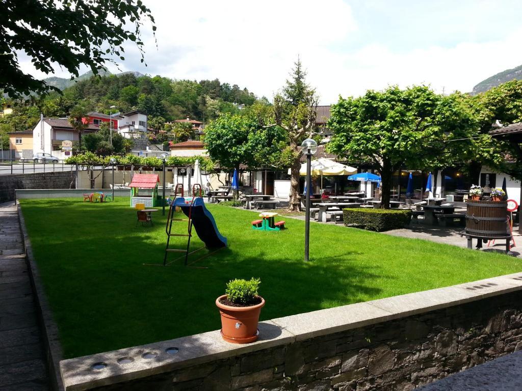 Osteria Belvedere Losone Exterior photo
